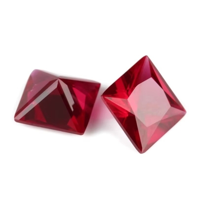 राजकुमारी स्क्वायर कट सिंथेटिक रूबी 5# कॉरंडम ढीला रत्न Moissanite सगाई के लिए छल्ले के लिए