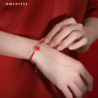 19.5cm 2.9 ग्राम स्टर्लिंग सिल्वर ज्वैलरी ब्रेसलेट्स हार्ट CZ रेड स्ट्रिंग ब्रेसलेट ODM